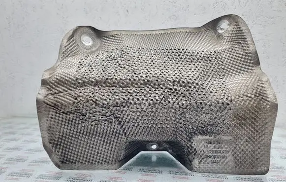 Exhaust heat shield