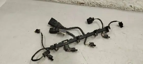 Audi A3 S3 8V Fuel injector wires 06l971627k