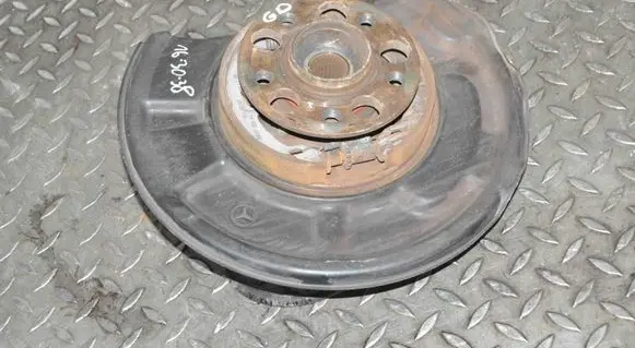 Mercedes-Benz SL R230 Rear wheel hub