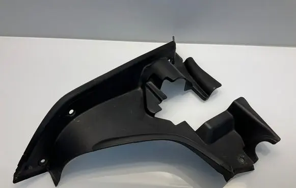 Mercedes-Benz E C207 W207 Other trunk/boot trim element A2076930533 BBP171101 2076930533