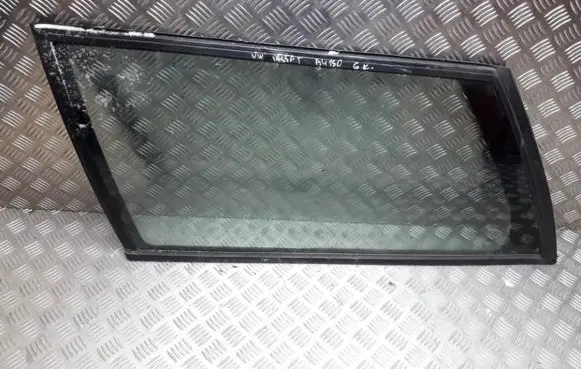 Volkswagen PASSAT B3 Rear side window