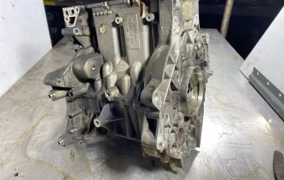 Skoda Fabia Mk2 (5J) Engine block Azq 03d103019