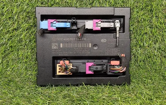 Audi A6 S6 C7 4G Comfort/convenience module 4H0907064FR 4H0907064ER 5DK01056536