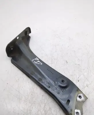 Skoda Octavia Mk3 (5E) Headlight/headlamp mounting bracket 