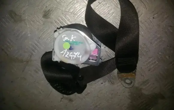 Opel Zafira A Rear seatbelt 21010201 cgr-8206