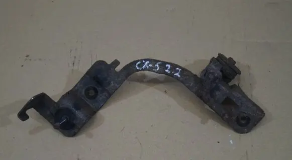 Mazda CX-5 Intercooler pipe mounting bracket 