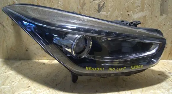 Hyundai i40 Headlight/headlamp 921023ZXXX