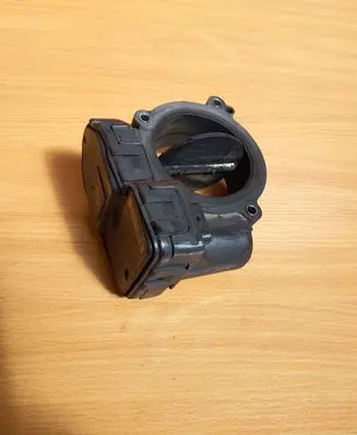 Infiniti Q50 Throttle valve A6510900470
