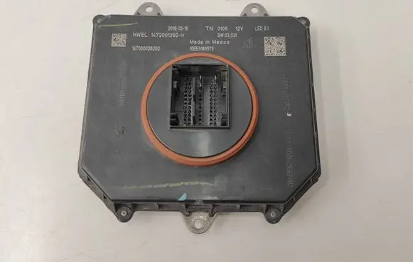 Dodge RAM 1500 DS LED ballast control module 10EEG180573 1472001262H 147000028202