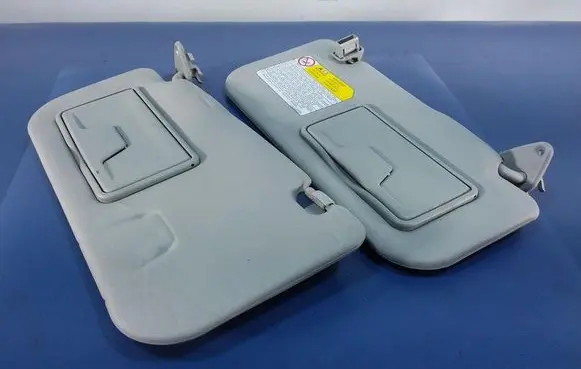 Mitsubishi Lancer VIII Sun visor 