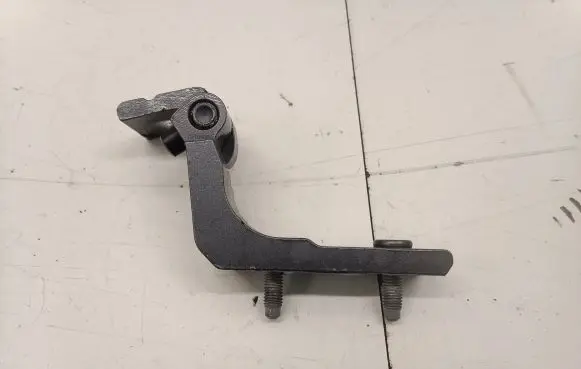 Mercedes-Benz C W206 Rear door lower hinge