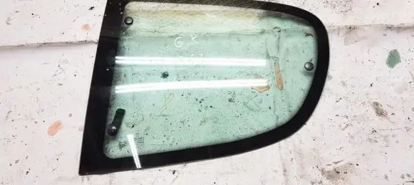 Peugeot 206 Rear side window