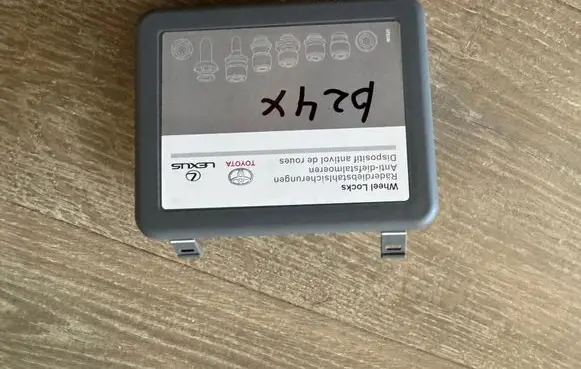 Toyota bZ4X Nuts/bolts CSA