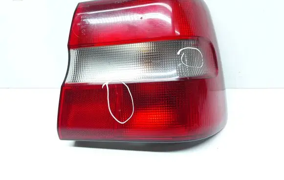 Volvo S70 V70 V70 XC Rear/tail lights 9151630 9151632