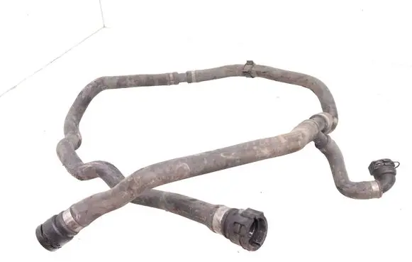 BMW 5 E60 E61 Engine coolant pipe/hose 7512727
