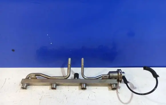 Saab 9-5 Fuel main line pipe 55355610 0280151220