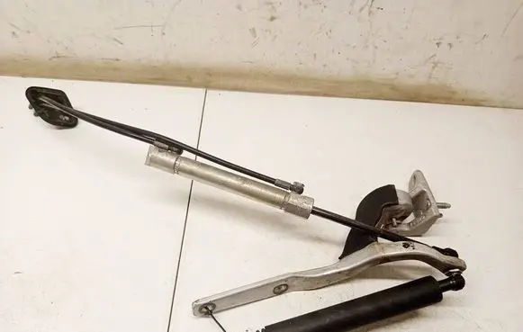 Mercedes-Benz E W211 Tailgate/trunk strut/damper 