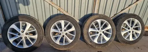 Toyota Auris E180 R16 alloy rim 4261102E90