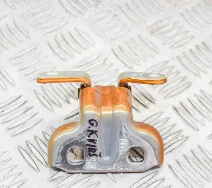 Opel Mokka Rear door lower hinge P18064