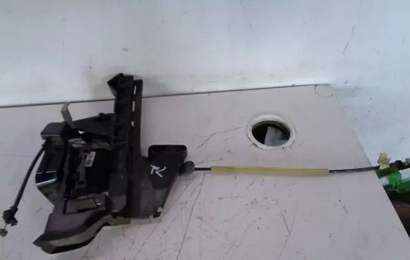 Ford Focus C-MAX Rear door lock 4M5AA26413BC