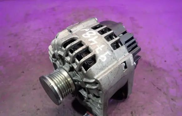 Renault Master II Generator/alternator 