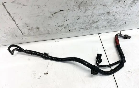 Mitsubishi Space Star Positive cable (battery) 