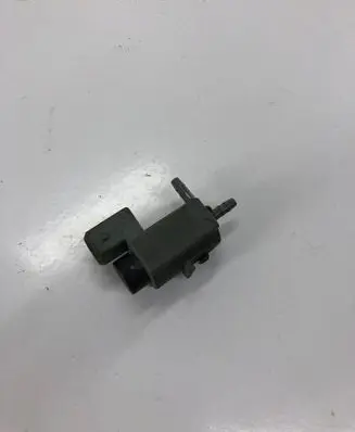 BMW 1 E81 E87 Turbo solenoid valve 7537612 70078400