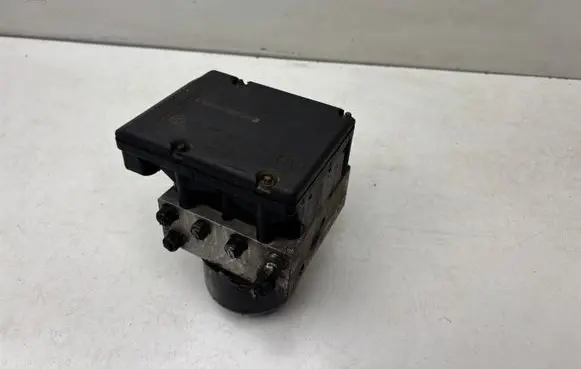 Volkswagen Golf IV ABS Pump 1J0907379P 1J0614117D