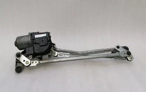 Tesla Model 3 Front wiper linkage and motor 109585599A