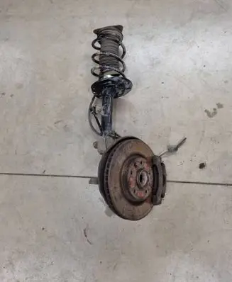 Nissan Qashqai Front wheel hub spindle knuckle 3340172
