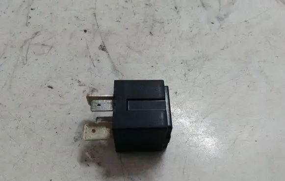 Opel Insignia A Other relay 13245094