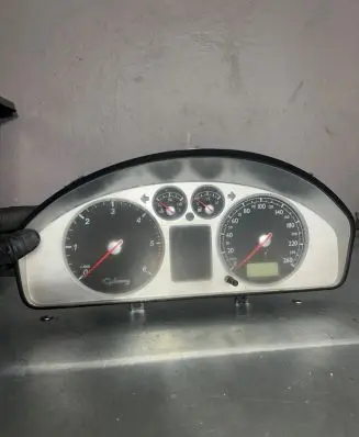 Ford Galaxy Speedometer (instrument cluster) 7M5920900G 1411000284 YM2110849A