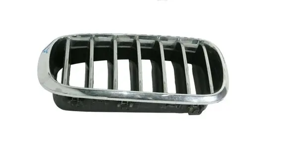 BMW X5 F15 Front bumper upper radiator grill 51117303108 7303108