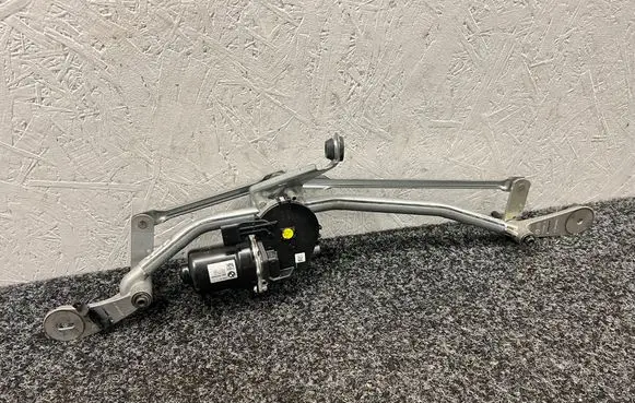 BMW M4 G82 G83 Front wiper linkage and motor 7427910