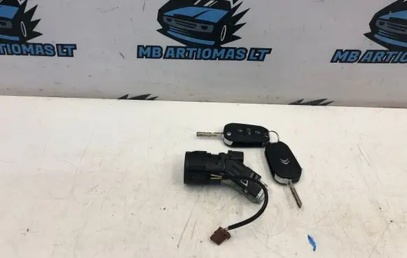 Citroen C4 Cactus Ignition lock 9663123380