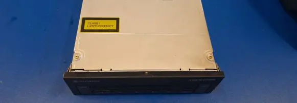 Volkswagen Touran I CD/DVD changer 