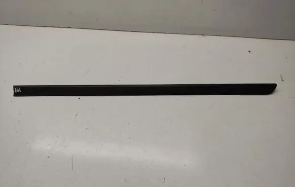 BMW 3 E46 Rear door trim (molding) 8208451