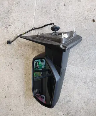 Chevrolet Silverado Front door electric wing mirror 84342119 771797