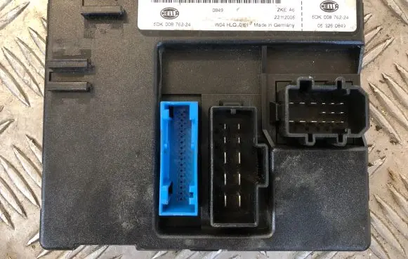 Audi A6 S6 C6 4F Comfort/convenience module 4F0907289G 4F0910289G 5DK00876224