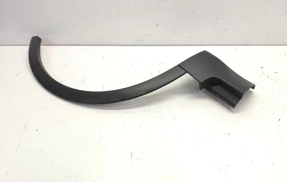 Front arch trim