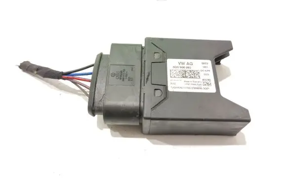 Skoda Kodiaq Fuel injection pump control unit/module 3Q0906093