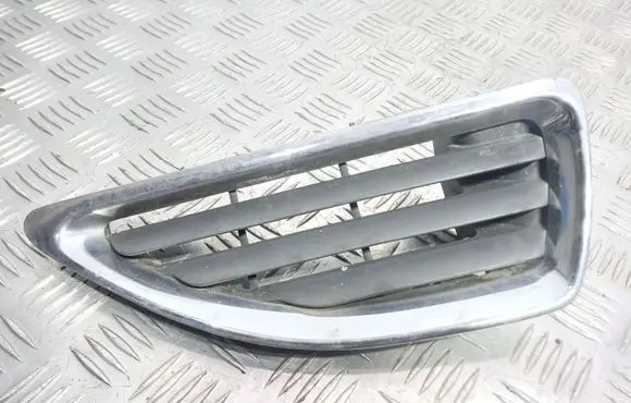 Renault Megane I Front grill