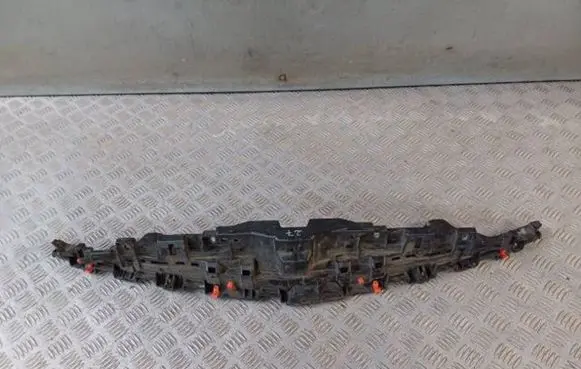 Radiator trim