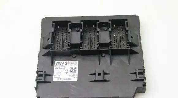 Volkswagen Golf VI Comfort/convenience module 5K0937084H