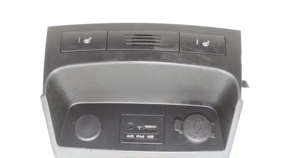 KIA Sorento Dashboard glove box trim 847302P000 933002P030