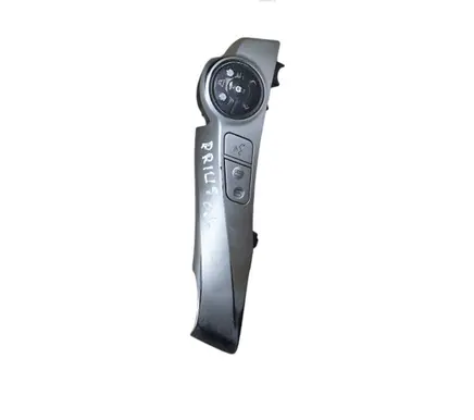 Steering wheel buttons/switches