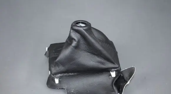 Mazda 6 Gear lever shifter trim leather/knob