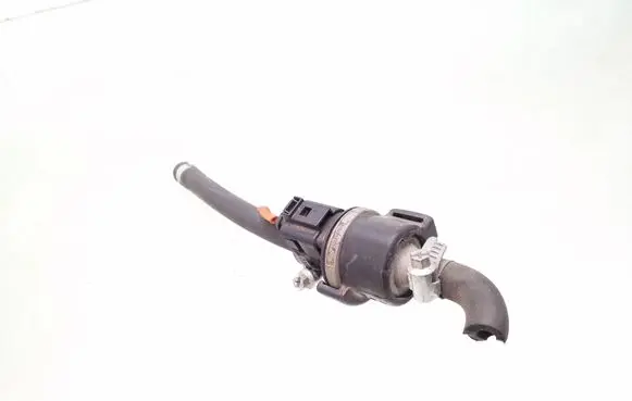 Volkswagen PASSAT B5 Valve vacuum 058133459