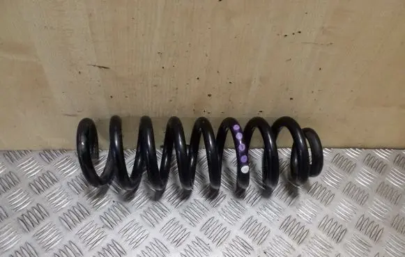 Mercedes-Benz GLC X253 C253 Rear coil spring