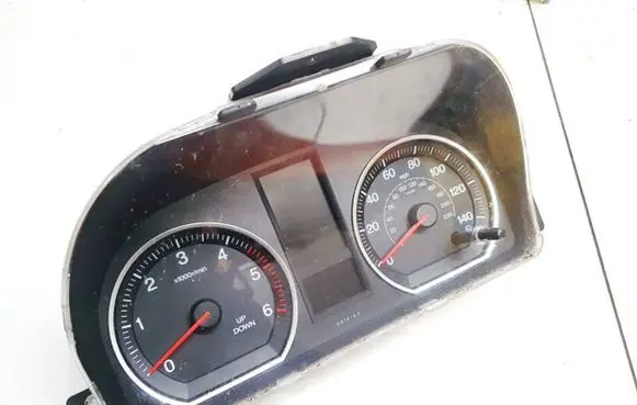 Honda CR-V Speedometer (instrument cluster) hr0399051 hr-0359